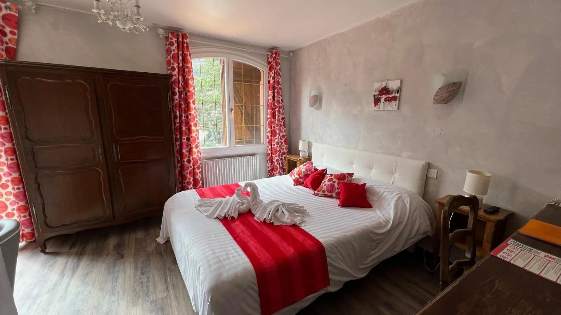 Lou Pebre D'Ai Hotel Plan d'Aups France